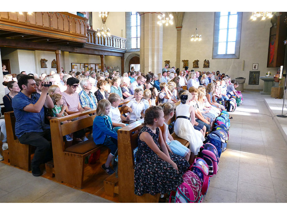 Ökumenischer Einschulungsgottesdienst in St. Crescentius (Foto: Karl-Franz Thiede)